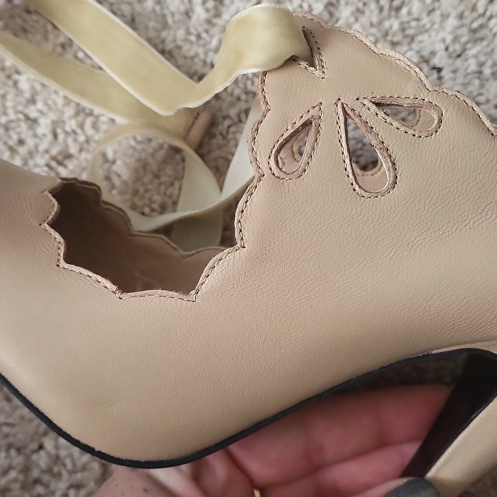 Nude Scalloped Tie Front Pumps - Picture 8 of 9